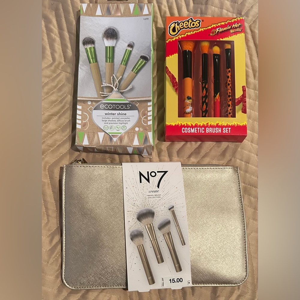 Lot of Mini Cosmetic Brushes NEW No7, EcoTools